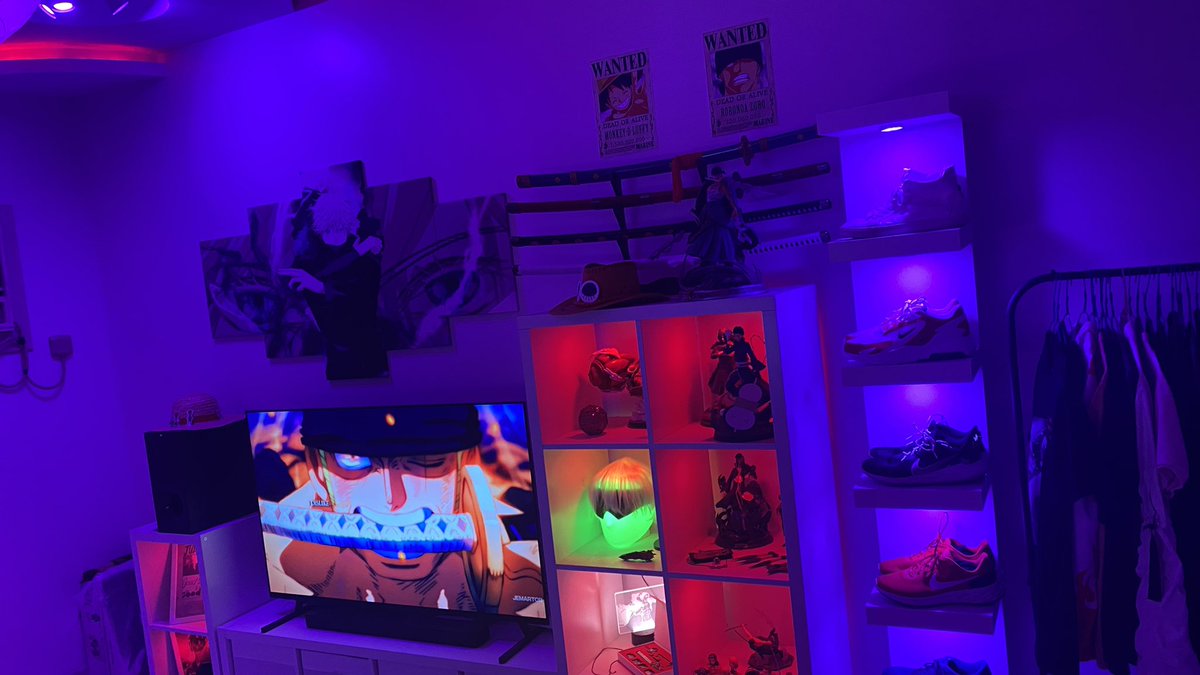 رياض. tweet media