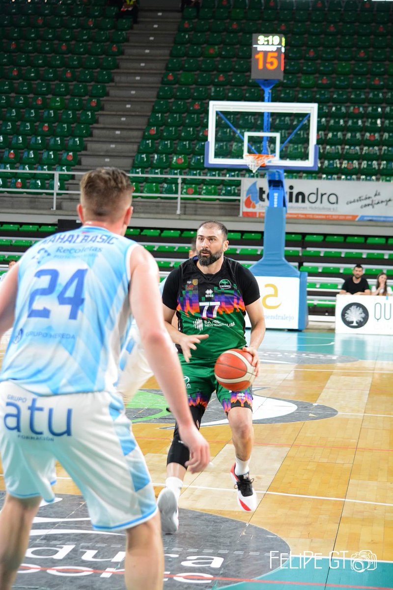 CacerEsBasket tweet media