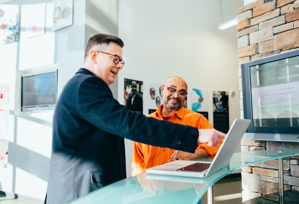 Why should you care about whether your employees are engaged or not? Because it boosts productivity. So, what’s the secret ensure this happens? Find out in our latest blog. #employeebenefits #hrsolutions #hr  #employeewellbeing  #worklifebalance
bravobenefits.co.uk/blog/how-to-in…