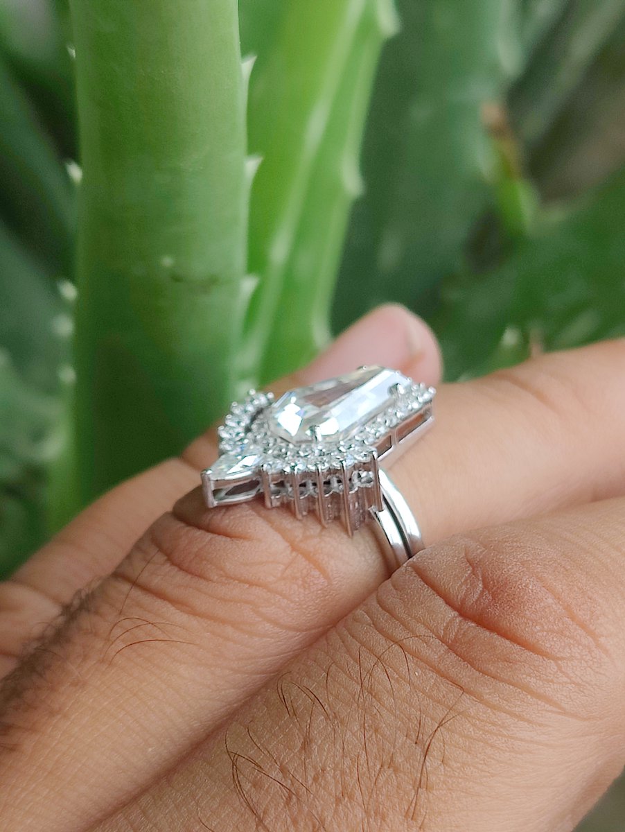SwiftDiamond6's tweet image. Unique Coffin Cut Moissanite Engagement Ring 2.884CT Vintage Diamond Wedding Ring Bridal Promise Anniversary Gift Simulated Stone Women Ring.
#stackingring 
#weddingring
#bridalring
#anniversarygift
#Daintyringset
#vintagering
#promiserings💍 
#handmadejewelry 
#engagementring