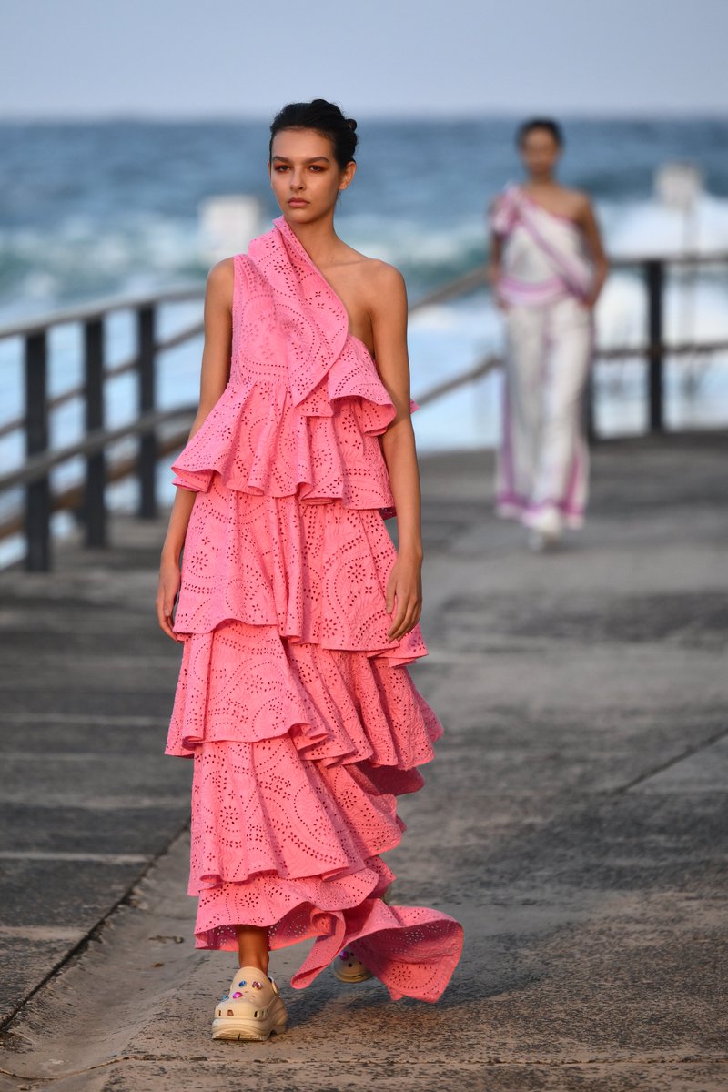 Australian Fashion Week tweet media