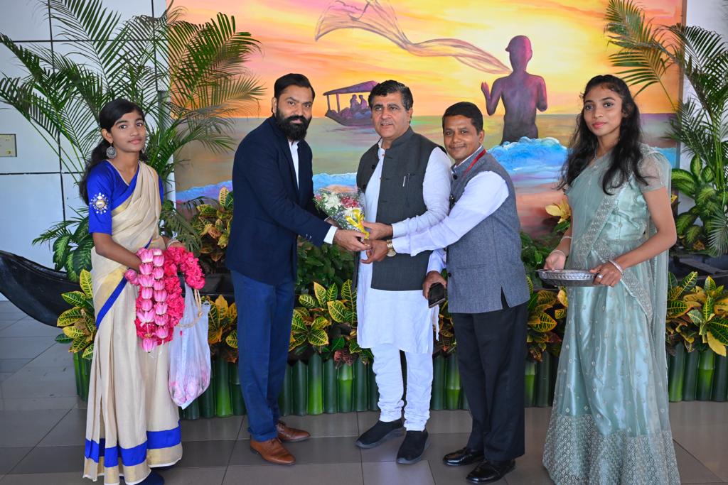 DrJaideepArya's tweet photo. Reached to attend the Yogasana Sports Association, #Kerala judges orientation program at #Trivendrum
In the campus of Rani Luxmi Bai SAI campus @SAITrivandrum 
@MRKALANGOT 
#DrMahenderSawant https://t.co/yjiEVu0sUV