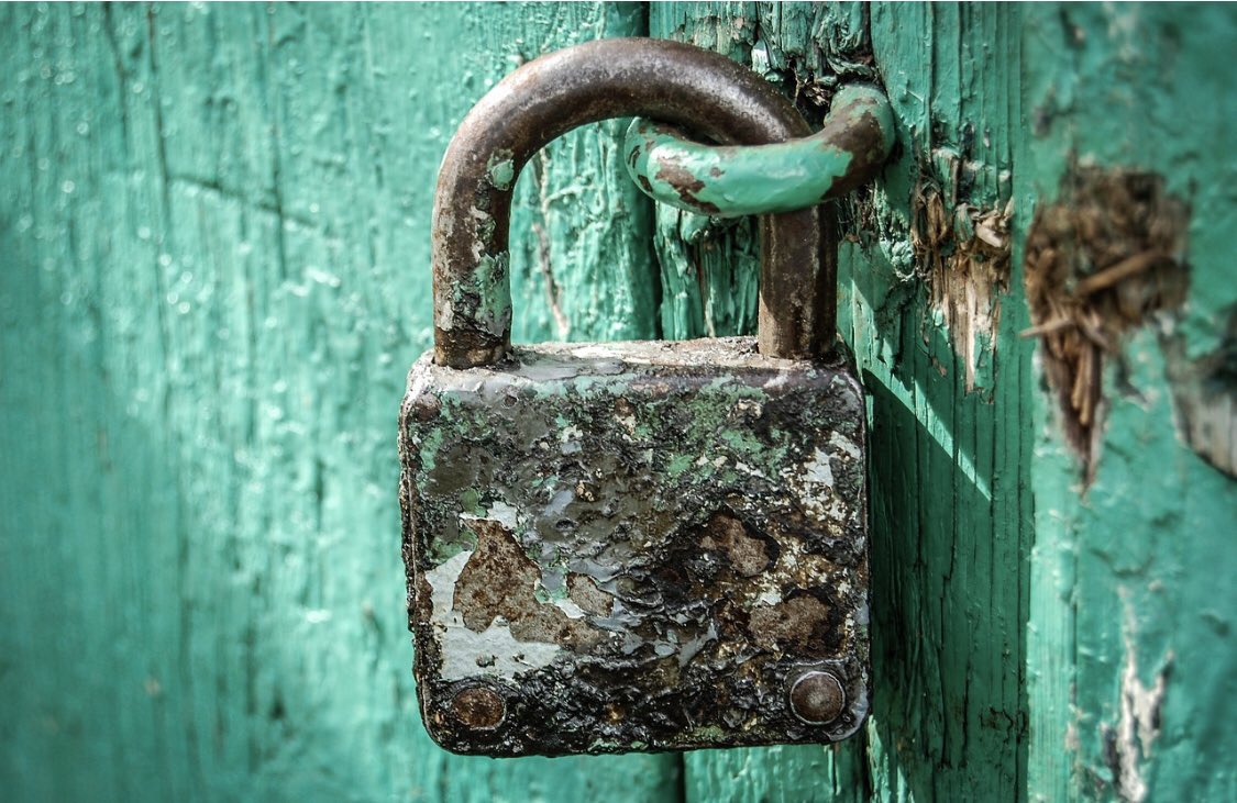 myPA's tweet photo. Password creation. Don’t use date of birth, town or memorable date, for example, when you got married. Hackers find this information. Use something unusual. Eg the lyrics of a song, the sound of silence 2012 could be tsos2012. #password #security #officeadmin #mypabus https://t.co/LeUlvBKcQW