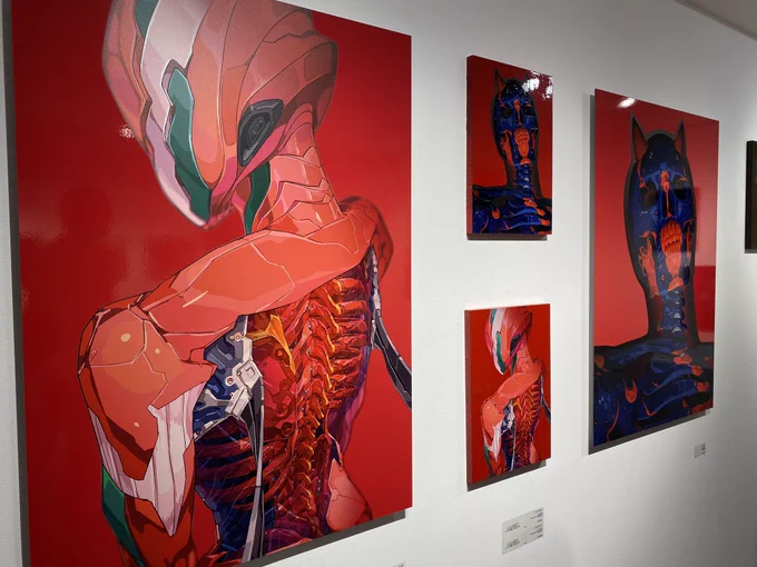 先日東京に半日滞在できまして、TERU  さんの個展に行ってきました!表現したいことへのこだわりが絵と印刷の細部にまで現れていて、この場でしか観られない作品の数々で圧巻でした!制作工程のお話も聞けて大変面白かったです。丁寧な作品を作りたいと改めて感じる展示でした!  