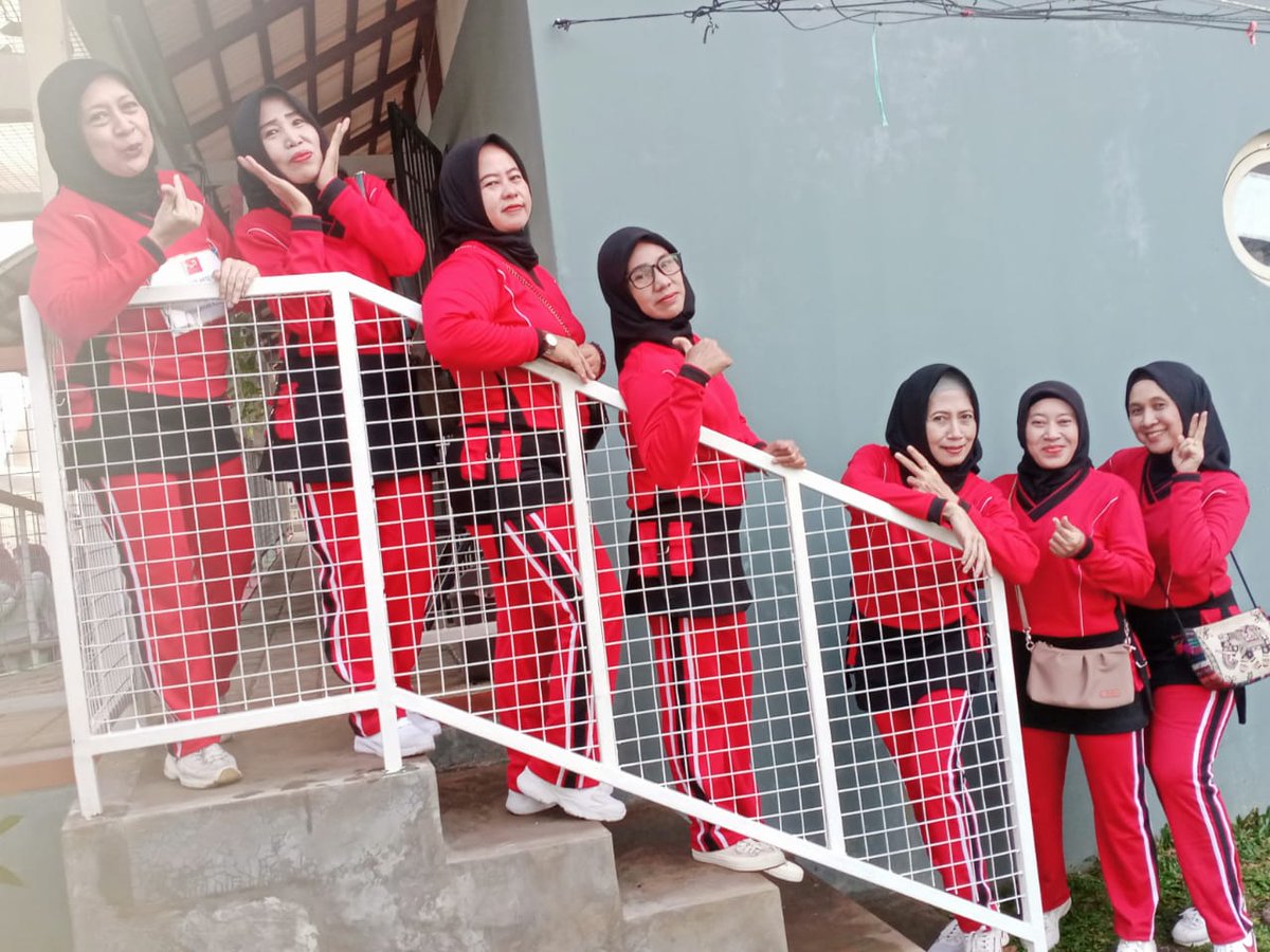 Diah23999912's tweet photo. Of https://t.co/eZozC1KMnb