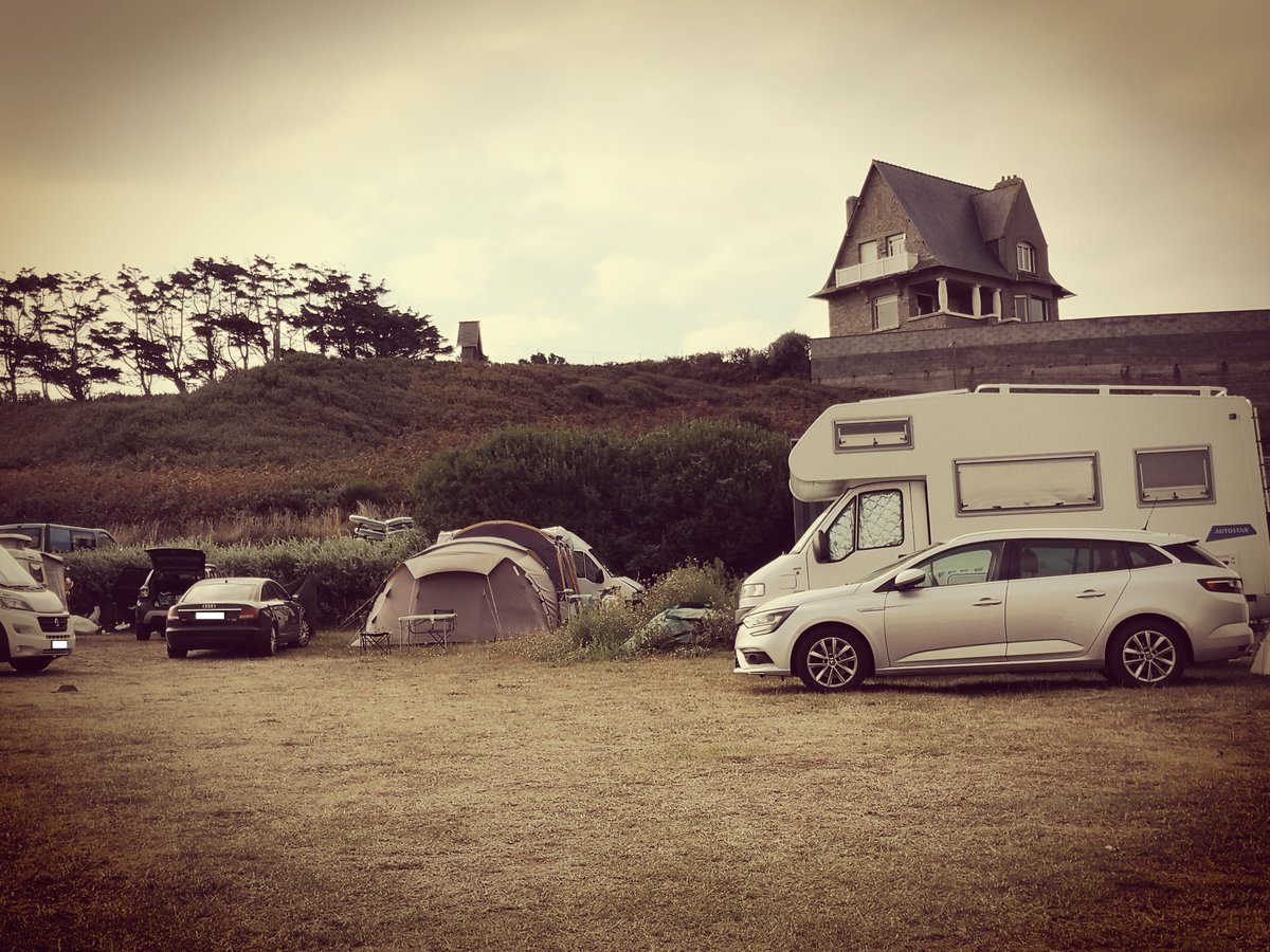 Volop bezig met jouw vakantie aan het plannen ? Blijf online oplichters een stapje voor. Tips en tricks vind je in ons nieuw blogartikel -> check eq-investigations.be/informatie/voo… #travelfraud #eqinvestigations #privedetective #OSINT #truthfinding