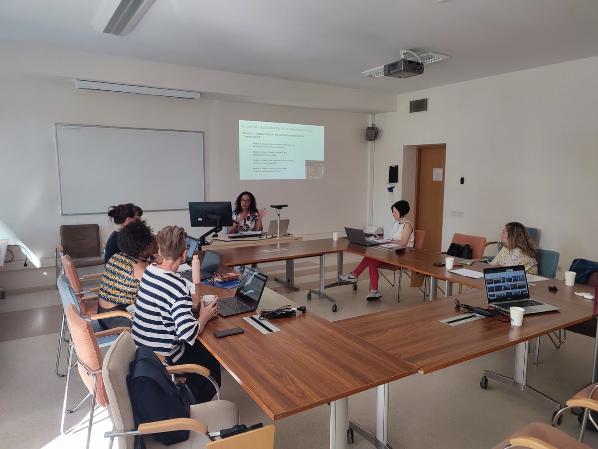 The road map to HELCI! 

On Tuesday 27 june, the international hybrid meeting between <a href="/usal/">Universidad de Salamanca</a>, <a href="/univienna/">Universität Wien</a> and <a href="/mru_university/">Mykolas Romeris University</a> took place, establishing the roadmap for the future of the project!