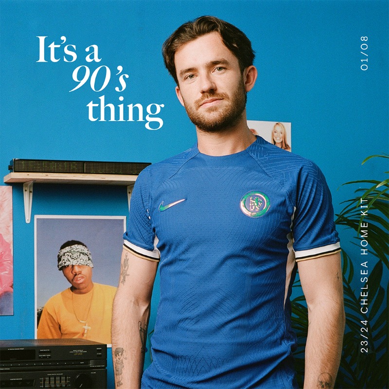 ChelseaFC's tweet photo. Introducing our 23/24 @NikeFootball home shirt! ⭐

90's inspired and shimmering in gold, celebrating 25 years since our iconic 97/98 season where we took home the UEFA Cup Winners' Cup.  

#ItsA90sThing #ThePrideOfLondon