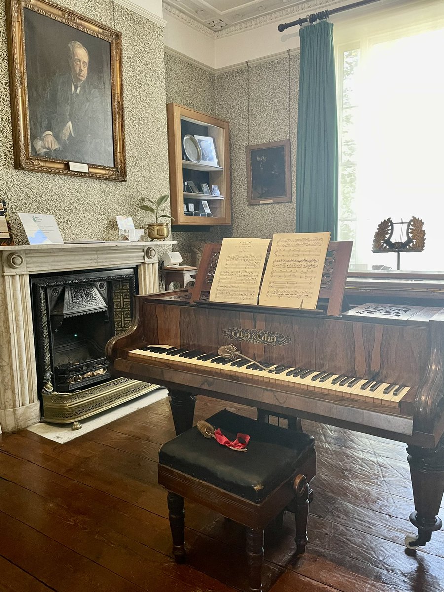 No visit to #CheltMusicFest is complete without exploring the birthplace of our most famous local composer, Holst, and seeing the piano on which he composed The Planets 🎵 

@HolstMuseum has recently completed a refurbishment, with additional period artwork & furnishings added.