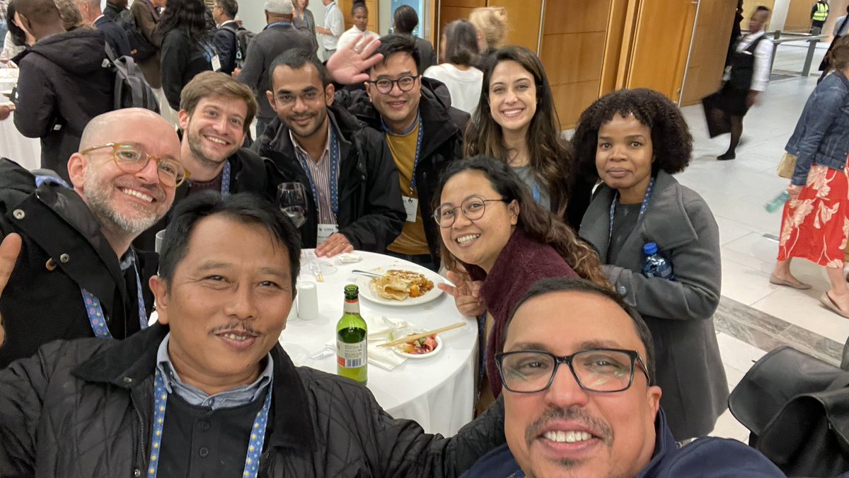 sumitmazumdar's tweet image. The @HFACT_ team at the @healtheconomics #IHEA2023Congress reception in CapeTown! @CHEyork @Marc_S05 @RudiRocha_Econ