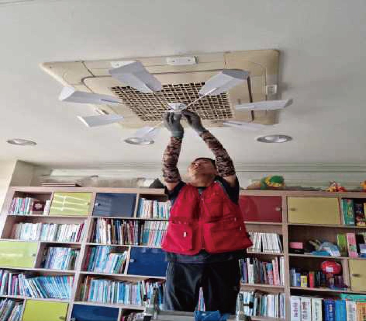 koreaeco21's tweet image. 안녕하세요
사람 중심의 안전한 환경을 만들어가는
사회적기업, 여성기업 (주)코리아에코21입니다.
아산교육지원청에
에어컨/냉난방기 필터세척을 진행했습니다.

#아산교육지원청 #아산교육지원청에어컨세척
#아산교육지원청냉난방기세척
#아산교육지원청에어컨청소 #코리아에코21