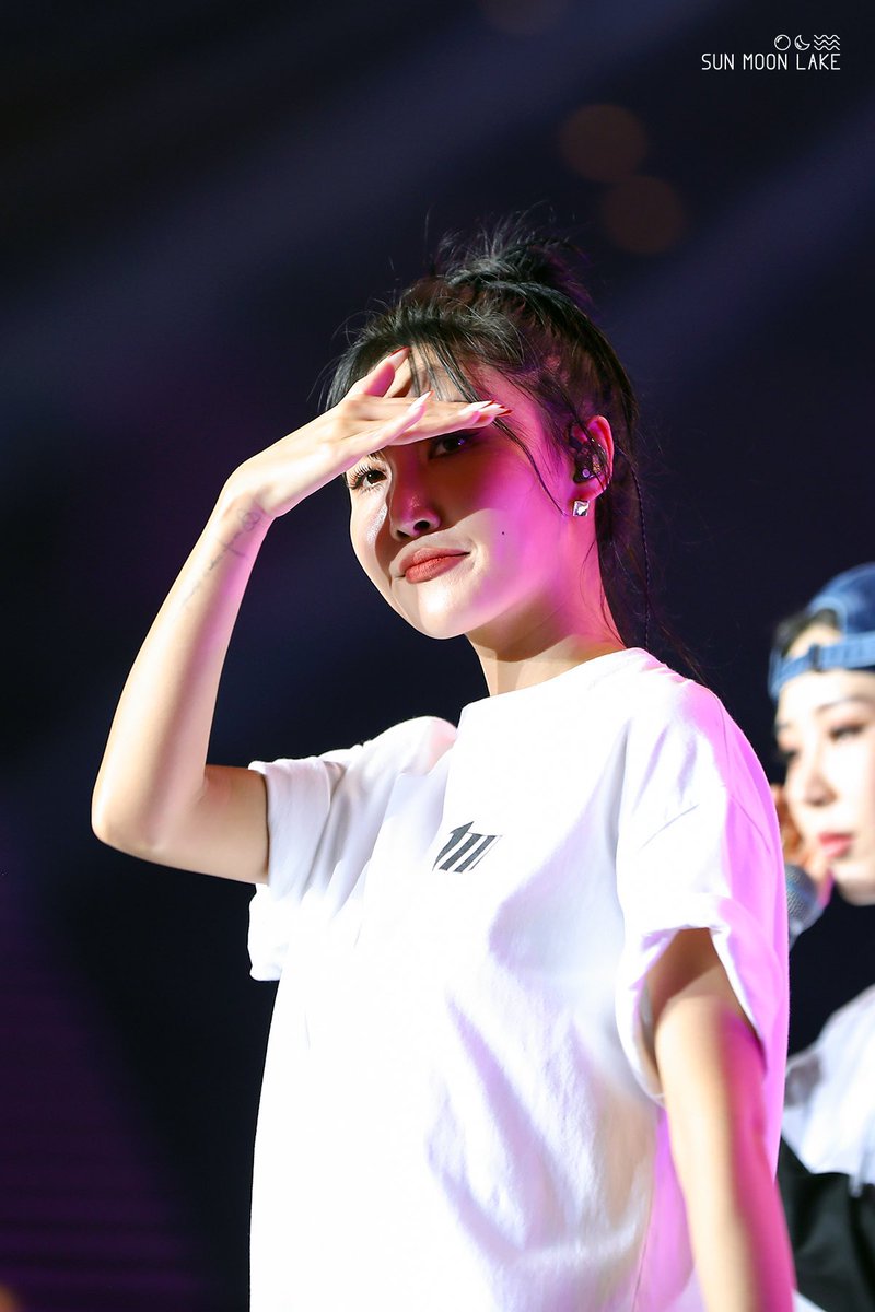 yougogurlz's tweet photo. You’re stronger than what I ever know I wish I could give you some hugs ❤️

#WeLoveYouHwasa #사랑해_우리_마리야 https://t.co/sThxwOOCZr