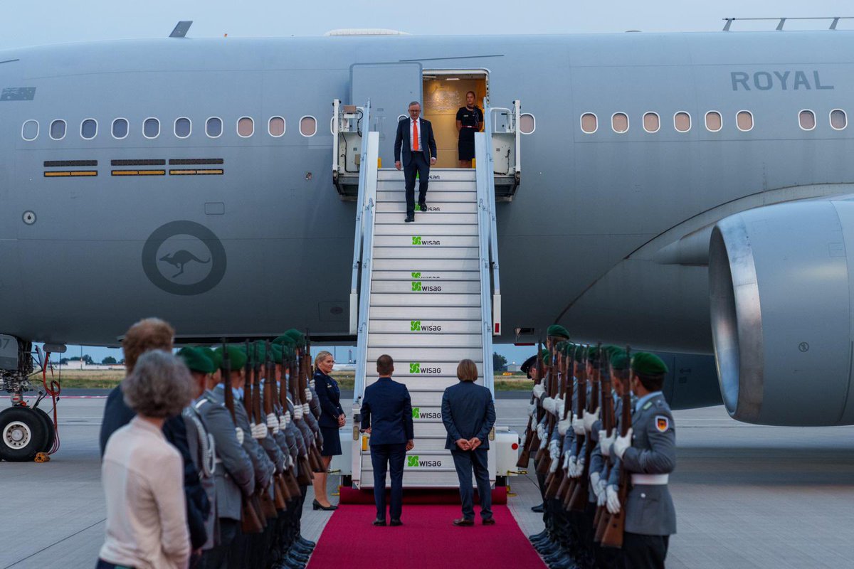 Australian Embassy in Germany tweet media