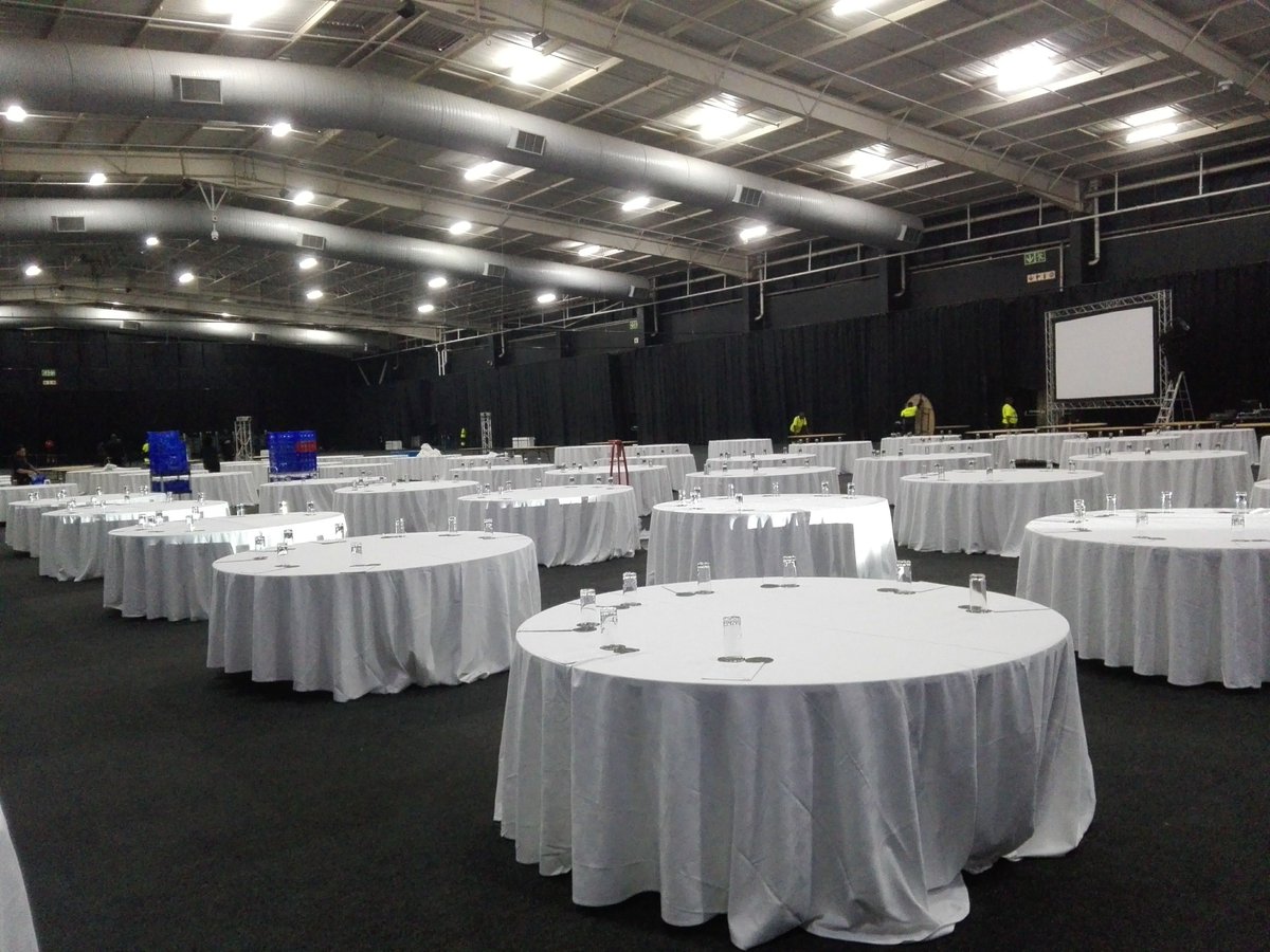 #Fourways #Pretoria MFEvents™, and MetricalFamily™, specialize in the rental of Staff, Tents, and Furniture 
Let's talk
Info@mfevents.co.za
Sms/Call: 0780049042
wa.me/message/DZU7GT…