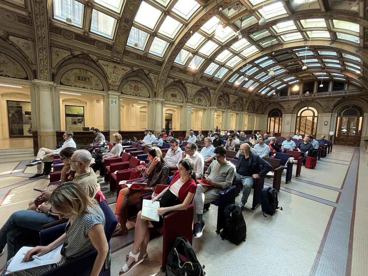 Emily Marion Clancy tweet media