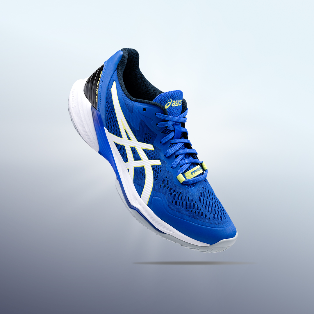 Nothing feels better than vertical propulsion and cloudlike cushioning. #SKYELITEFF2