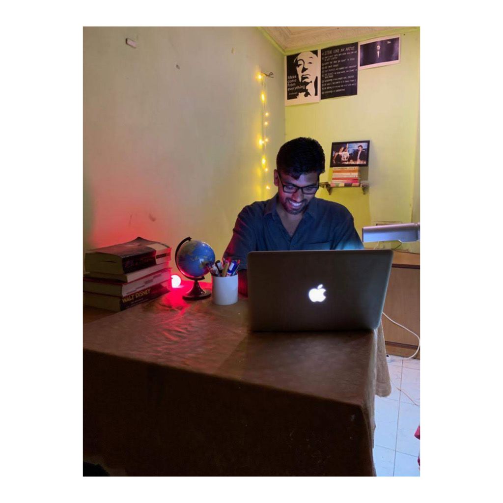 ChalchitraT's tweet photo. A lot of people who are making videos on films were first inspired by Cinema Beyond Entertainment. Vinit Masram, the man who created it, has passed away. I am still in shock. https://t.co/qO1odeG9Hx