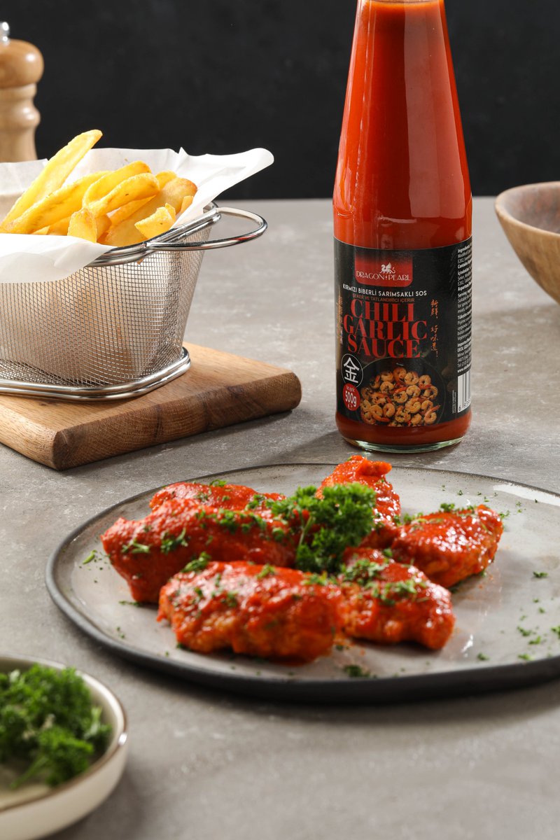 ekolfood's tweet photo. Asya mutfağında meşhur bir sos olan Chili Garlic , içerisinde %25 Chili biberi içermektedir. Tüm dünyada kullanılan ve tavukla yemeklerinde tüketilen bir sos türüdür. Dragon Pearl marka Chili Garlic sosu dip sos olarakta tercih edilir.
#ekolfood #chiligarlic #sauces https://t.co/QIcgcHfMh9