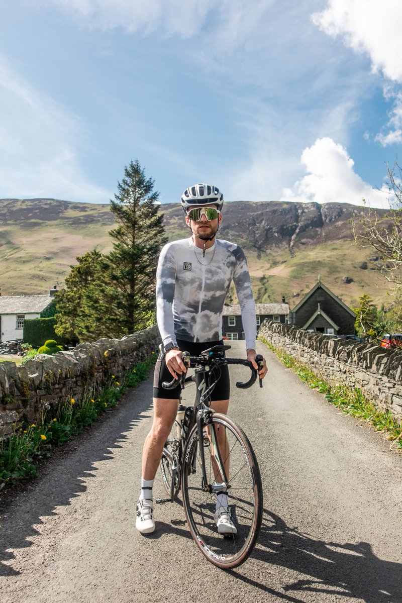 SanticCycling's tweet photo. π Summer vibes and endless miles await! π΄π΄ββοΈ Get ready to pedal through sunny days and experience the freedom of the open road. π Where will your bike take you this summer? Share your favorite routes below! ππΊ
#santic #cyclingclothes #bike #cyclingphotos #summercyclingkit https://t.co/woh1KcTXYQ