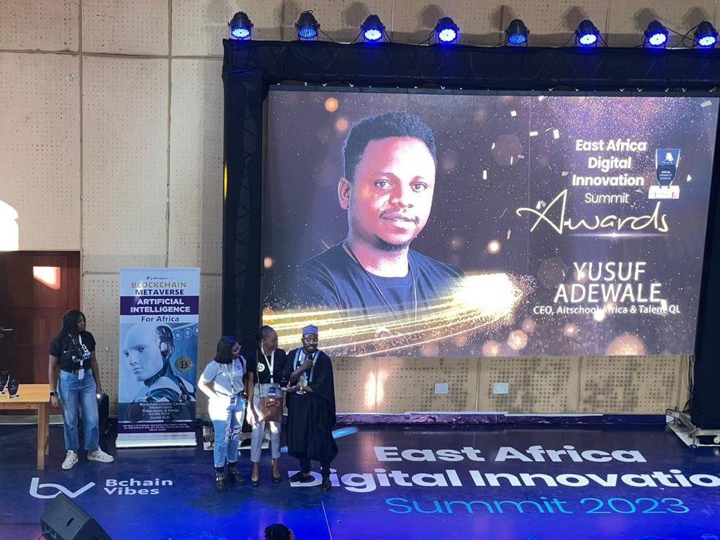 AdewaleYusuf_'s tweet photo. Thanks to the organizers for the recognition! I dedicate this award🏆 to my team. https://t.co/XhWYPIyA2Q