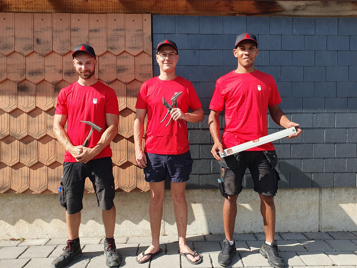 Aebischer_AG's tweet photo. Wir freuen uns, dass sich 3 unserer Mitarbeiter entschlossen haben, ab 1. Juli 2023 die Lehre zu beginnen und wünschen ihnen viel Erfolg!

Ramon Dachdecker EFZ– couvreur CFC
Michael Spengler EFZ– ferblantier CFC
Jérémie Dachdecker EFZ – couvreur CFC https://t.co/CejY34V2Qt