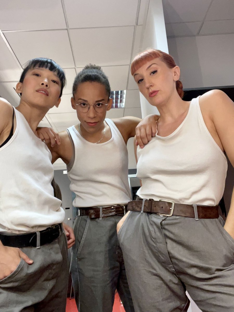 Show #2 of <a href="/SimonMcBurney/">Simon McBurney</a> and <a href="/SirSimonRattle/">Sir Simon Rattle</a>’s #Wozzeck <a href="/festival_aix/">Festival d'Aix</a> tonight!! Feelin’ like a baddie in this costume 😎