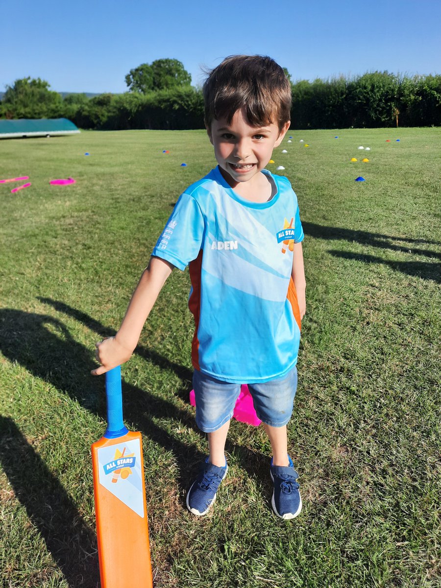 HighHamSports's tweet image. Brilliant to see our pupils getting involved in All Star Cricket. It’s a great scheme aimed at getting young children into cricket. Definitely looking like the next Joe Root!