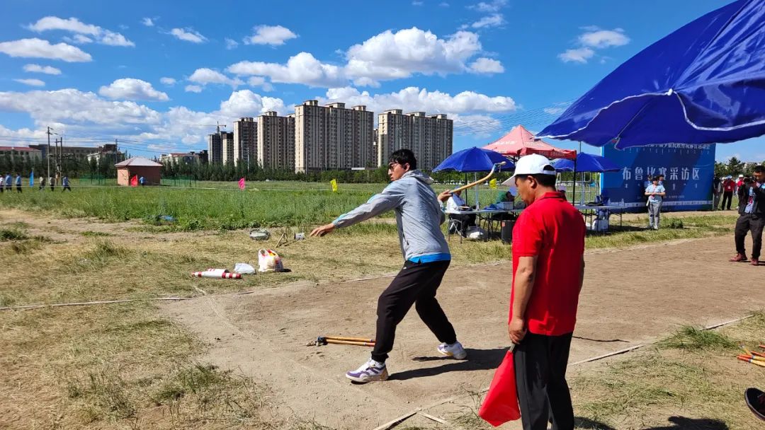 AmazingAlshaa's tweet photo. π₯³Let the games begin! The 10th National Traditional Games of Ethnic Minorities kicked off on July 9, featuring athletes from #Alshaa League who competed in 7 events, such as #archery and bokh (Mongolian #wrestling). πΉπ€ΌββοΈ#AlshaaUpdates #sports https://t.co/2If4S0XdM7