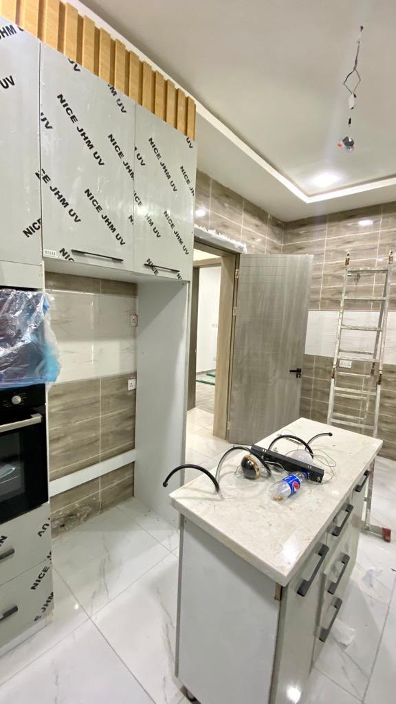property411_NG's tweet photo. 4 bedroom contemporary Detached House / Serviced.

For sale is a unit of luxuriously finished, 4 bedroom Semi Detached House with 2 spacious living rooms, Walk-in Closet in all rooms and a maid's room.
Distinctive living experience with functional spaces. https://t.co/ZcD5MZFa06