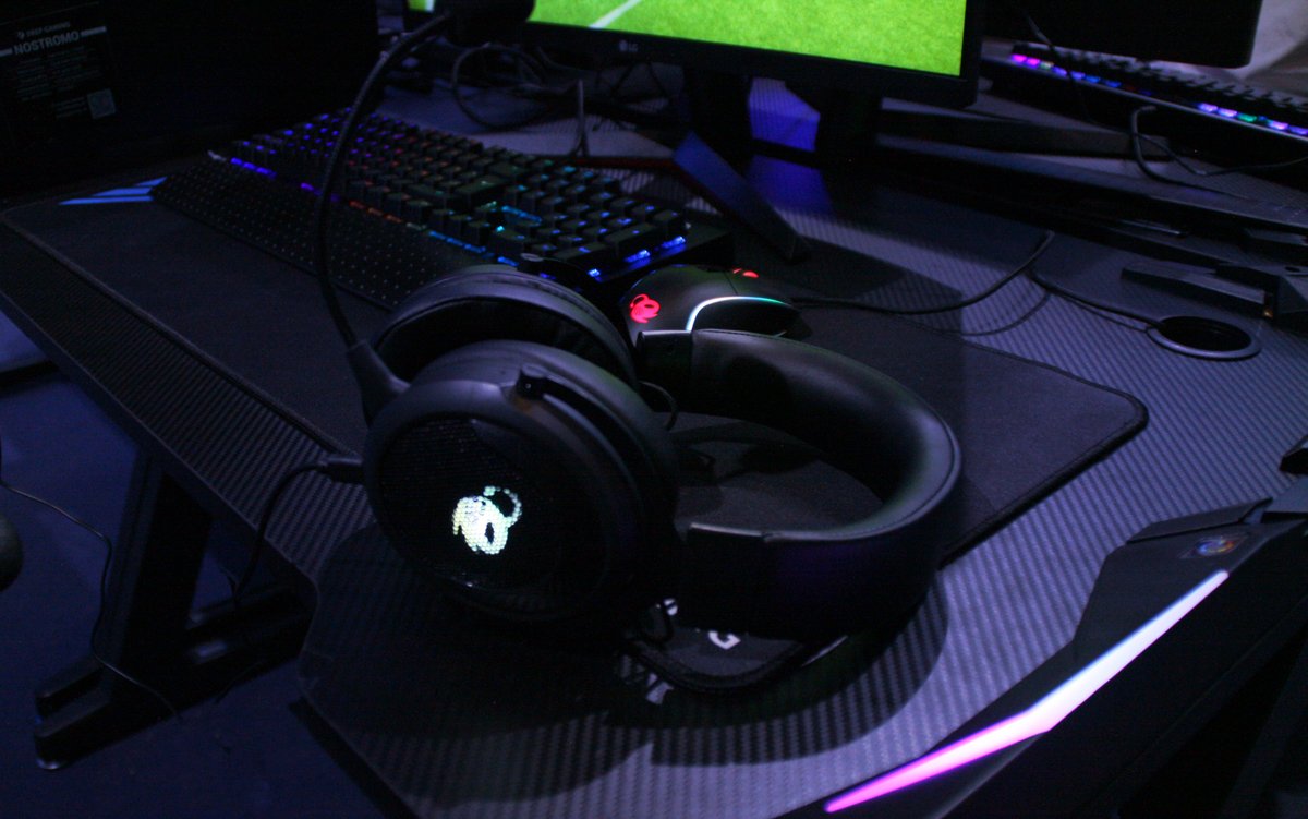 En la feria Dreamhack Valencia, hemos llevado la pasión por el gaming a un nivel épico, ofreciéndote lo más destacado en periféricos y ordenadores. ¿Estás listo para sumergirte en el fascinante mundo de DEEP GAMING? 🎮✨💻
deepgaming.es
#DEEPGAMING #DreamhackValencia