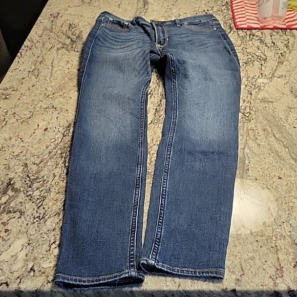 MichelleOhHello's tweet image. So good I had to share! Check out all the items I'm loving on @Poshmarkapp #poshmark #fashion #style #shopmycloset #hollister #champion #boden: posh.mk/ynXHJ7ZCjBb