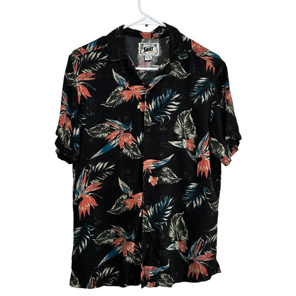 rpricobrandy's tweet photo. So good I had to share! Check out all the items I'm loving on @Poshmarkapp #poshmark #fashion #style #shopmycloset #lush #pullbear: https://t.co/EJuBJs5D5E https://t.co/OnD2OHL9hu