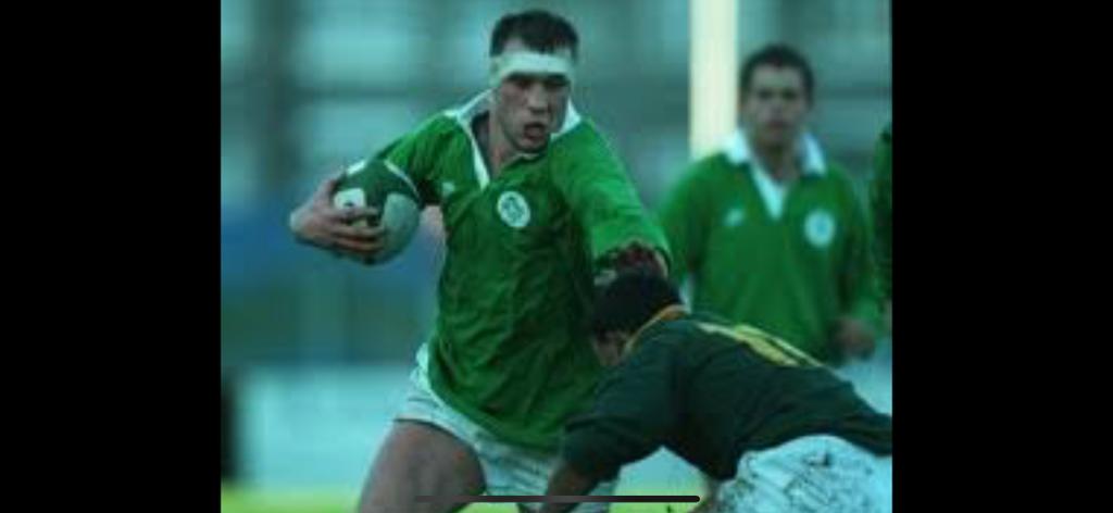 DanMcL99's tweet photo. "It's a two fingers up to Russia." Ex-Munster and Connacht rugby pro Shane Leahy on delivering $40m in medical supplies to badly damaged areas of eastern Ukraine. The aid includes "clinics in a can" - solar-powered medical units inside shipping containers  https://t.co/pq40iNfGVo https://t.co/LYaaoguZsn