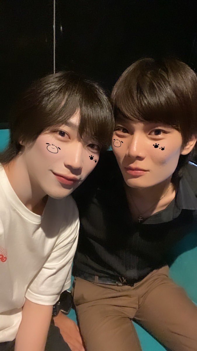 belea_osaka's tweet photo. ✨BELEA-Osaka-✨
👑No.1👑
LASTSONG
飾ってくれた男！
一条 麗太 幹部候補
です！
おめでとうございます🎉

本日 店内ナンバー発表
となっておりますので
是非ご来店お待ちしております
#ＢＣグループ
#ホスト https://t.co/SOnQJApBRn