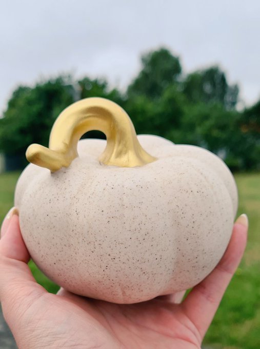 I have a few things that I would say I'm addicted to,  I'm full of glee &amp; get a dopamine rush! What it<a href="/tag/findom"class="tags"><span>#findom</span></a><a href="/tag/joi"class="tags"><span>#joi</span></a><a href="/tag/virginhumiliation"class="tags"><span>#virginhumiliation</span></a>