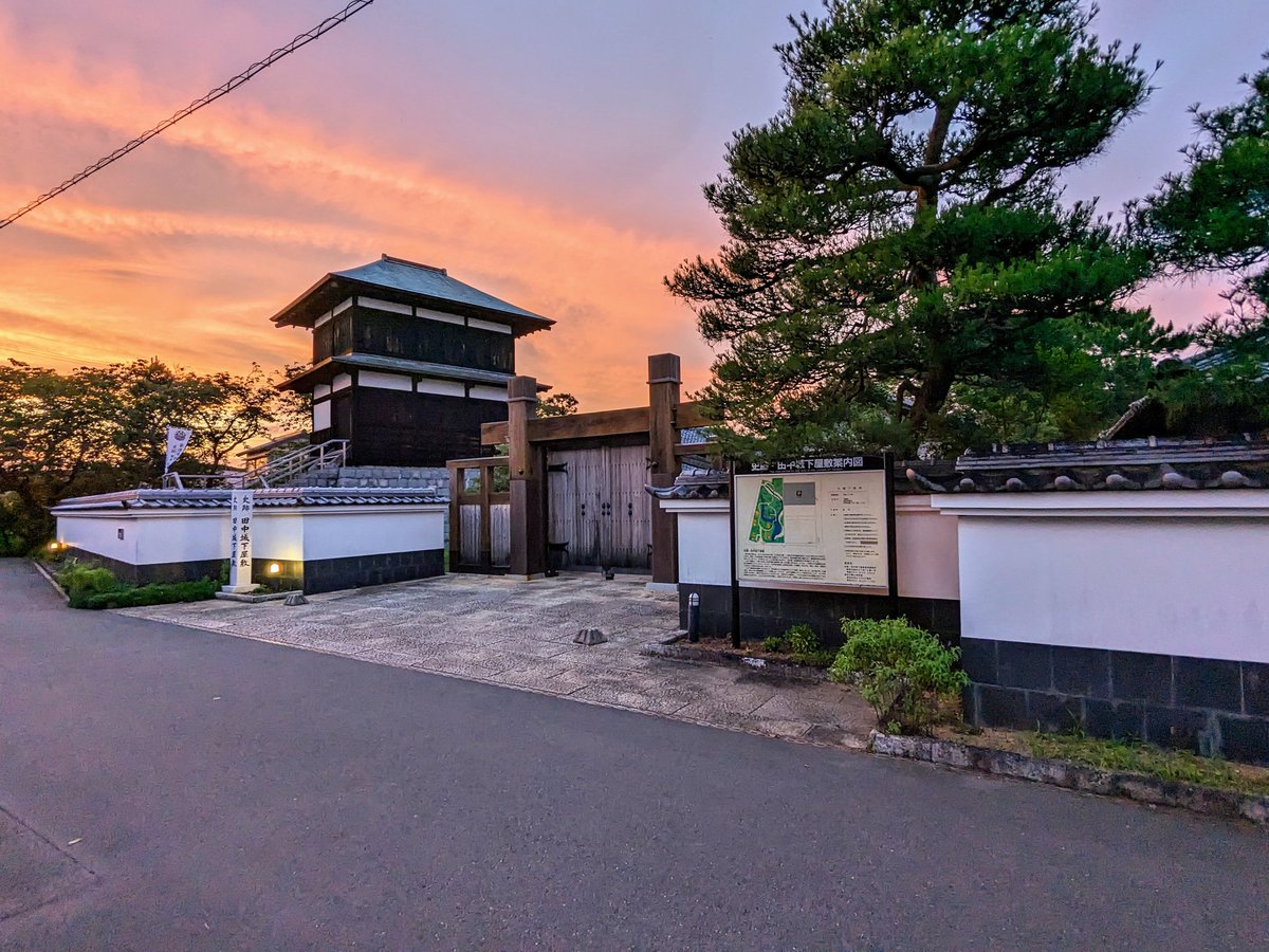 syaba48853163's tweet image. #簡単に自己紹介しなさい見た人強制
歴史、城郭、軍事、ネコ、
バイク、車、廃線、廃道、
ゲーム(城プロ、ブルアカなど)。