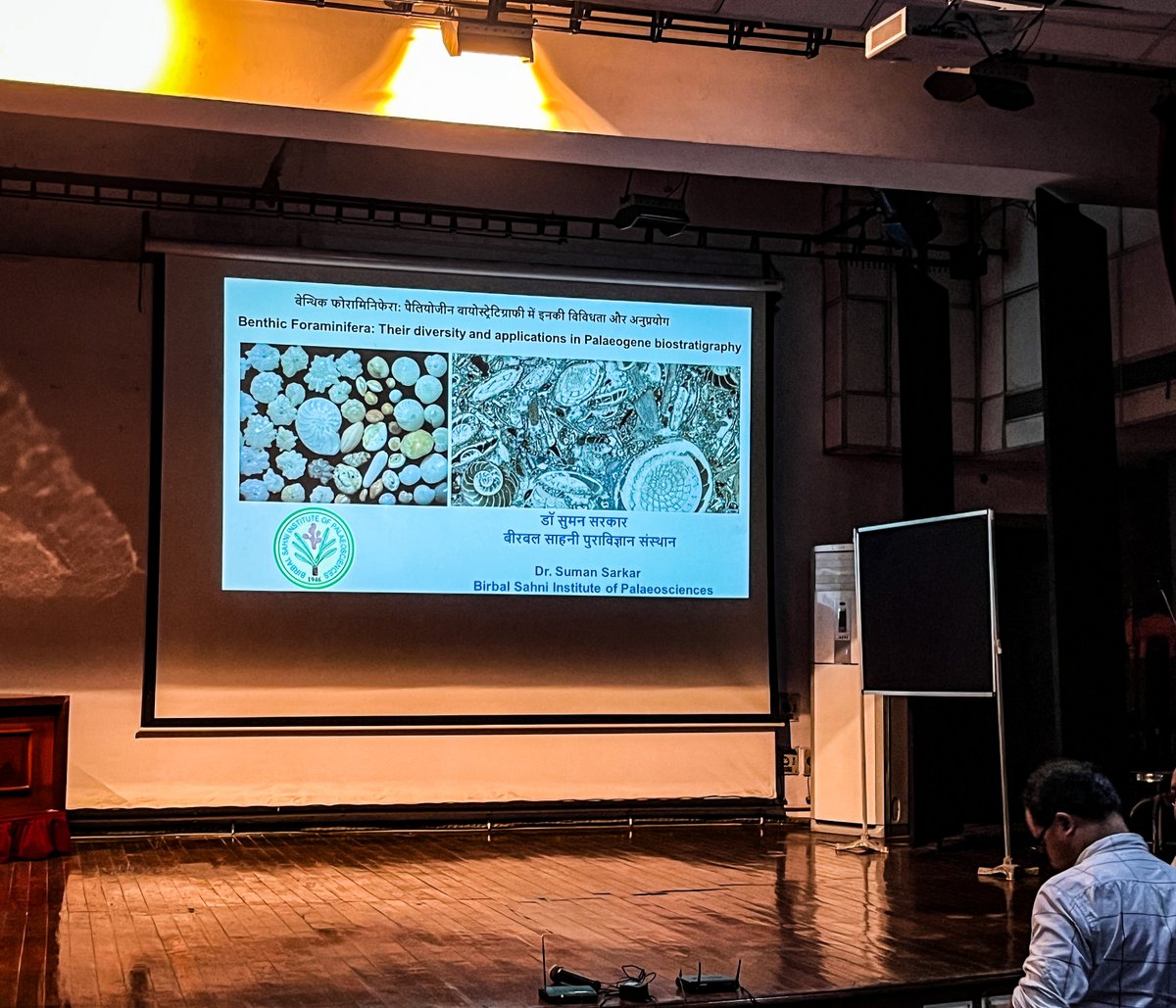 BSIP_official's tweet photo. #research #FridayLectureSeries
Dr. Suman Sarkar (@SUMANSA08242718), scientist #BSIP delivered an informative lecture on "#Benthic #Foraminifera: their diversity & applications in
#Palaeogene #Biostratigraphy"
@IndiaDST @DrJitendraSingh @srivaric @guptaakhilesh63 @PrinSciAdvGoI https://t.co/04wWCQtPYt