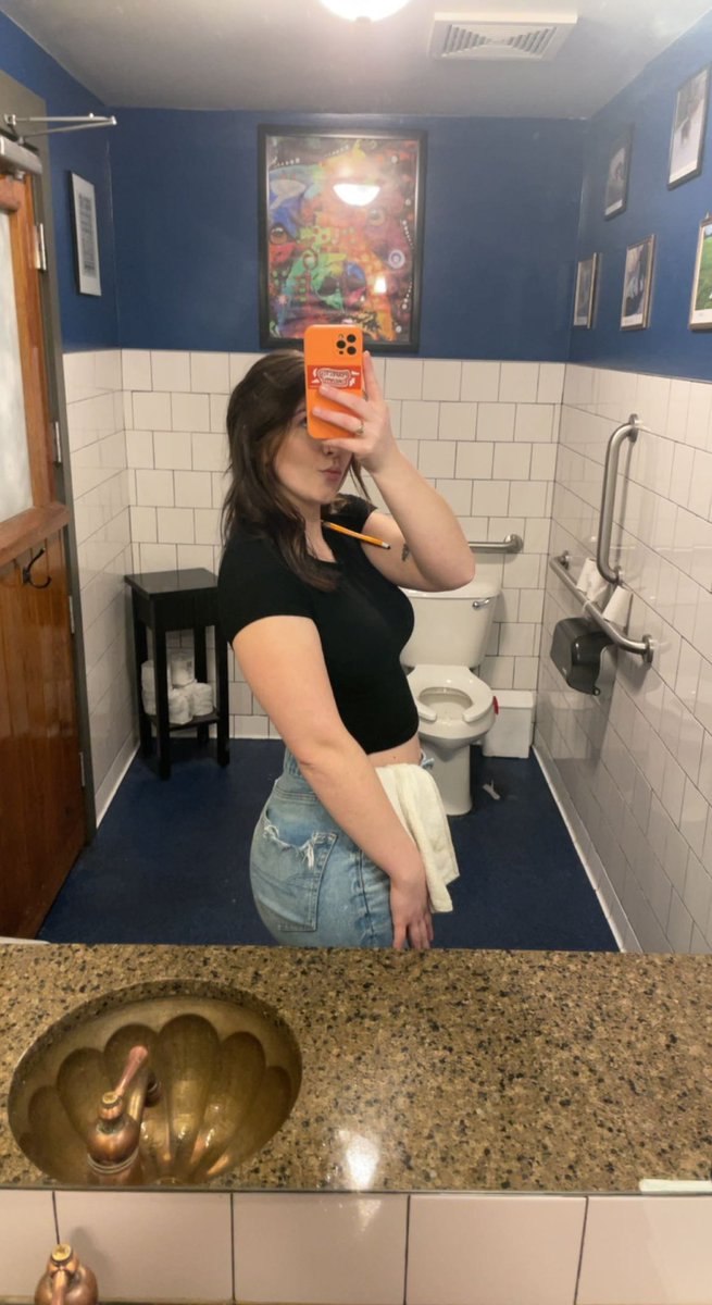 rachimary's tweet photo. haven’t posted myself in years so hey here i am 3 years later, 50 lb heavier, and 100% happier (also i have bangs but we’re not really surprised are we) https://t.co/2wtU8OrXzJ