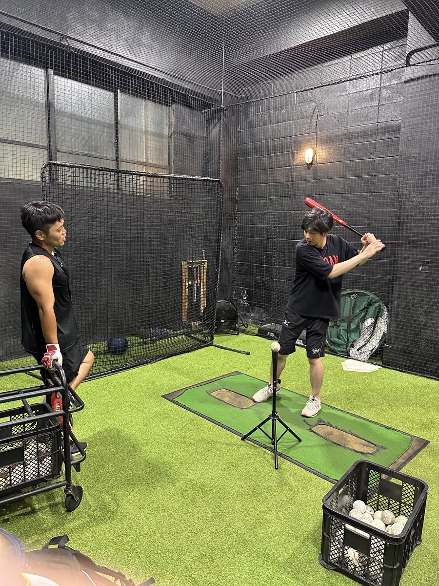 zenchannel_GC's tweet photo. 田上健一さん(元阪神)に打撃指導して頂きました！
今まで野球をしてきた中で1番有意義な時間でした✨️

学生野球やアマチュア野球をやっている人は参考になる動画が多いからチェックしてみて↓
https://t.co/1pmg4qm1Dx

 #ベーチャン  #プロ草野球 https://t.co/fmWyIFwu5Q
