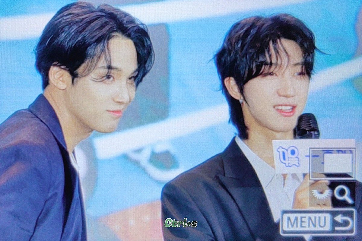 230710 이즈위

#세븐틴 #SEVENTEEN #규잇
#디에잇 #THE8 #ミンハオ
#민규 #MINGYU #ミンギュ