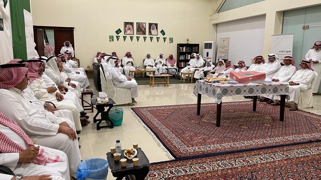 NRAHAS's tweet photo. نظم فرع جمعية المتقاعدين بالاحساء  احتفالًا بمناسبة عيدالاضحى أشاد فيه م . نامي مدير الجمعيه بالجهود التي بذلتها حكومة خادم الحرمين الشريفين لراحة حجاج بيت الله داعياً المولى القدير أن يجعل هذا البلد منعماً بالأمن والأمان ويوفق قيادتنا لما فيه الخير والبركة لبلادنا وبلاد المسلمين https://t.co/e65SR6IKXG