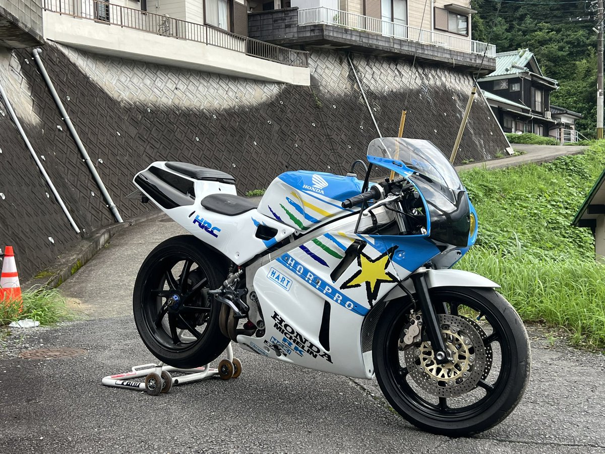 け ん tweet media