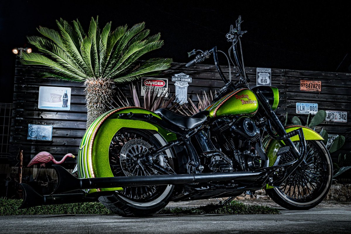 23Filmz's tweet photo. Choro style Harley-Davidson.
ご依頼ありがとうございました🙇‍♂️

#hashDRK #ヨルヲキリトル https://t.co/qMf0fCcDTs
