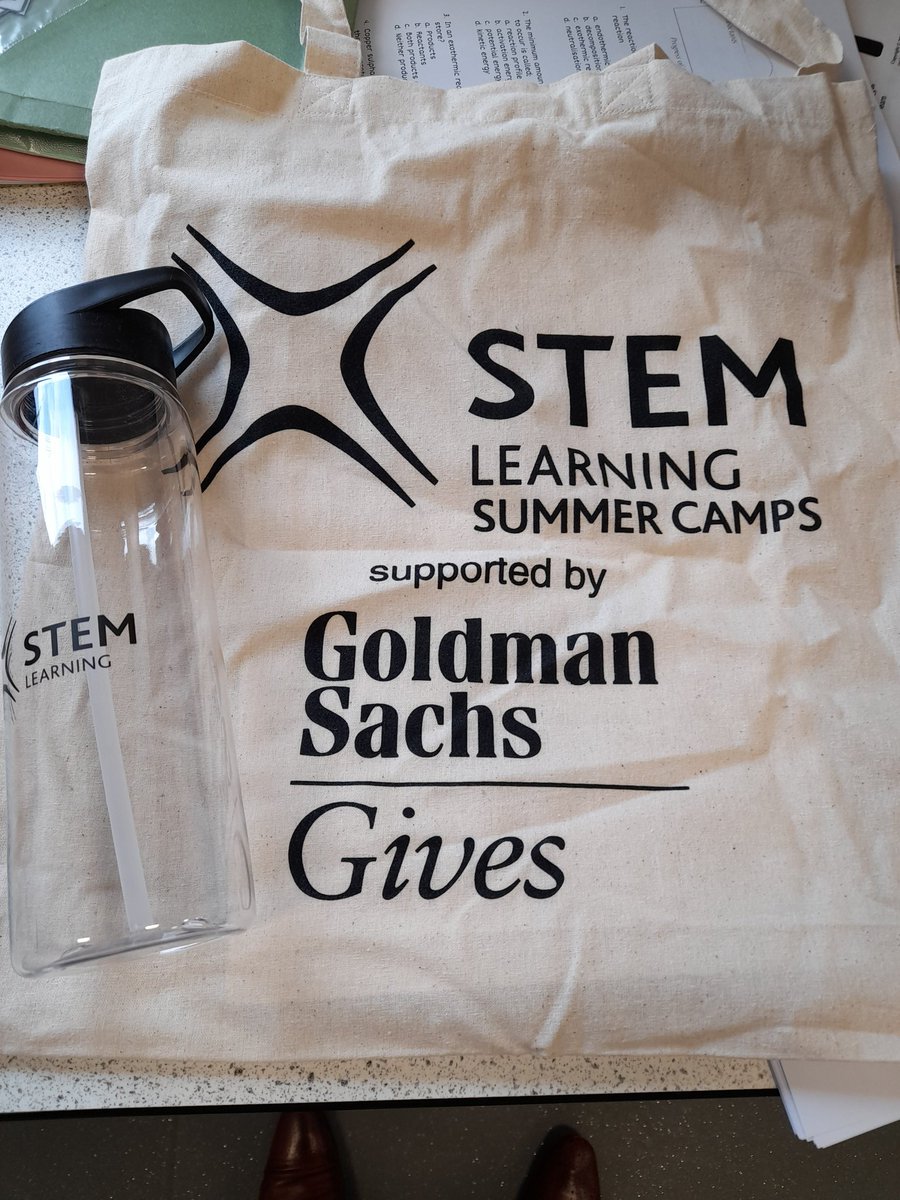 STEMLearning_AS's tweet photo. Delighted to attend Day 1 @GoldmanSachs Gives supported Intensive STEM Camp @STEMLearningUK @STEMAmbassadors held @JubileeHighSTEM @jubileehigh #Chemistry day focussing on topics inclu #atomicstructure & #energychanges #stem #makingadifference https://t.co/ce8RcNRo10