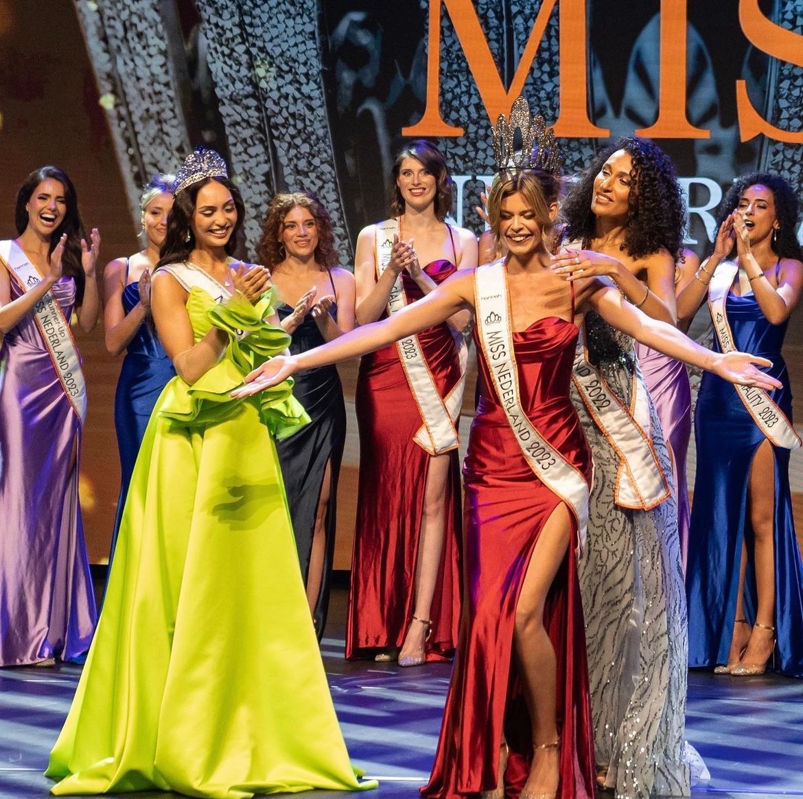 🇳🇱🏳️‍🌈 FLASH - Une femme transgenre, Rikkie Valerie Kolle, a été couronnée Miss Pays-Bas pour la première fois de l’histoire du concours. (TVA)