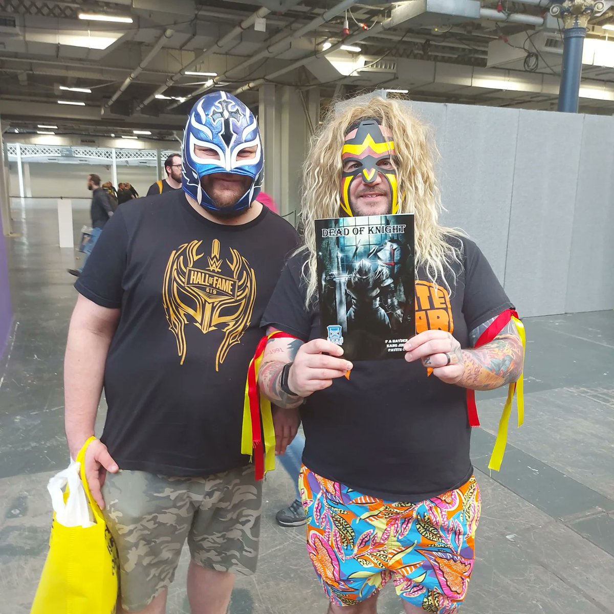 Yesterday was another amazing day with lots of people loving our titles, truly humbled! 

Thanks again to those who posed!