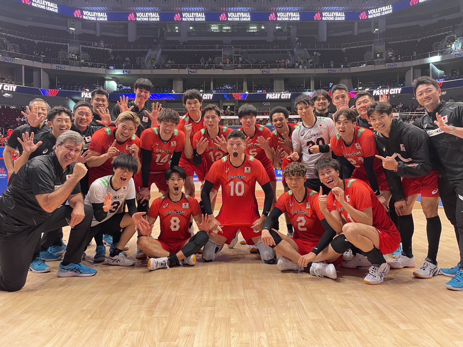 選手支給】2023-24 中央大学 バレーボール部 男子 DESCENTE