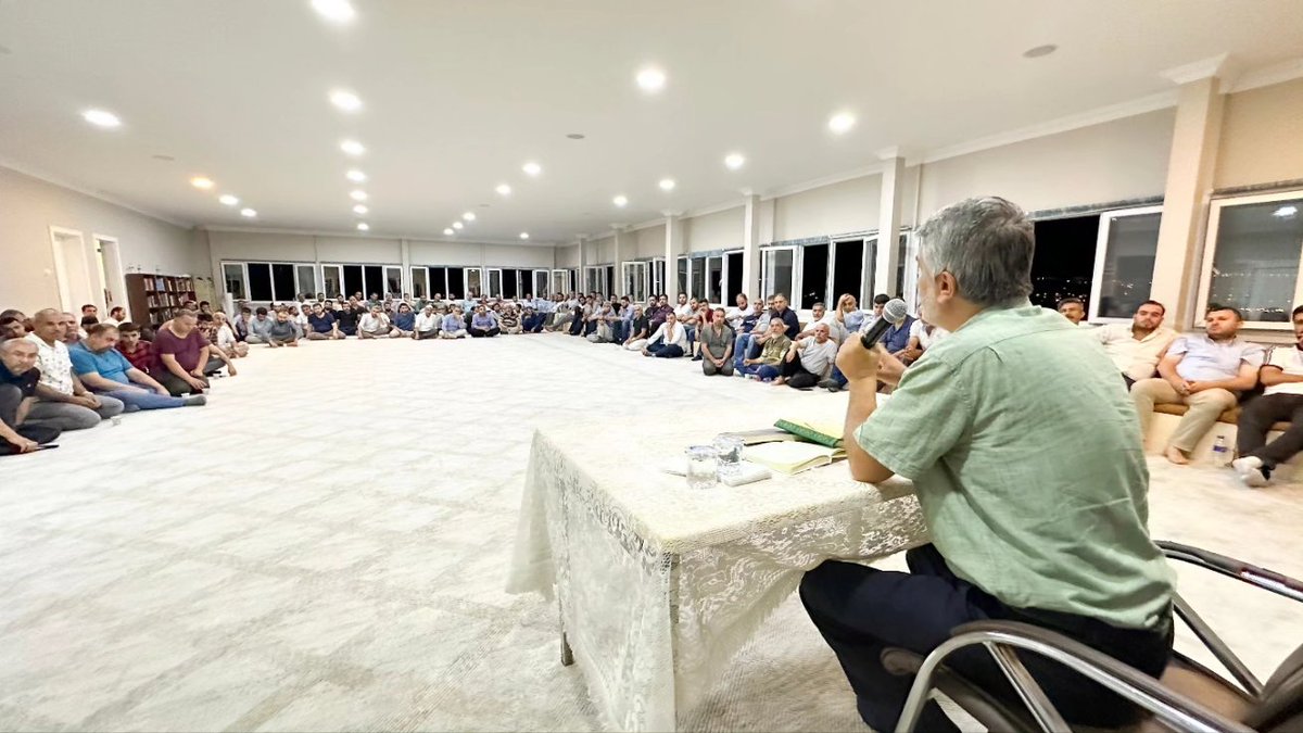 dkv_org's tweet photo. Davet ve Kardeşlik Vakfı Gaziantep’te “Dünyevileşme Tehlikesi” Semineri

Vakıf Başkanımız Dr. Maruf Çelik Davet ve Kardeşlik Vakfı Gaziantep Şubemizin düzenlediği “Dünyevileşme Tehlikesi” Seminerinde konuşmacı olarak katıldı. https://t.co/5DRdnpvHM2