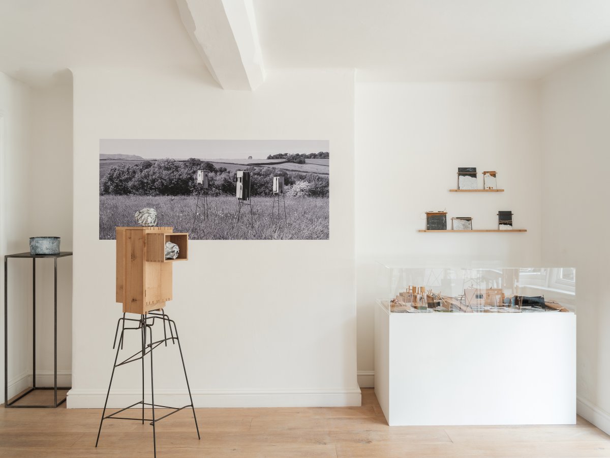 HWSomerset's tweet photo. 📍Now open at #HWMake Somerset: ‘Affinities’ featuring Helen Carnac and David Gates. The exhibition explores the artist-makers relocation from London to #Somerset and the works created during this transitional period.
🗓️Until 9 September
🔗https://t.co/m00mKC28C3
📷Dave Watts https://t.co/RRVqrTB7mE