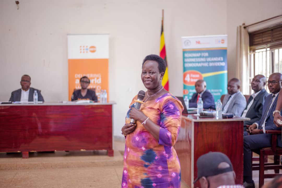 UNFPAUganda's tweet photo. Woman Mp Oyam District, Hon. Santa Olum Ogwang says #Poverty is part of the problem of high rates of #teenage pregnancy &amp; school dropout  in Lango Sub-region.

She encouraged local leaders to   address the root causes of child marriage.
#WPD2023 https://t.co/NBcNaVeUzd